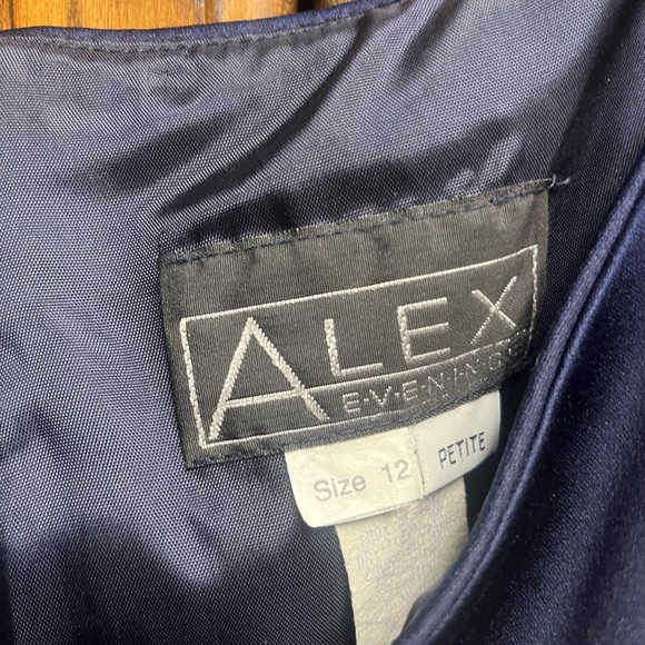 ALEX Navy formal dress with gorgeous covered button detail. Size 12 petite. - Picture 3 of 3